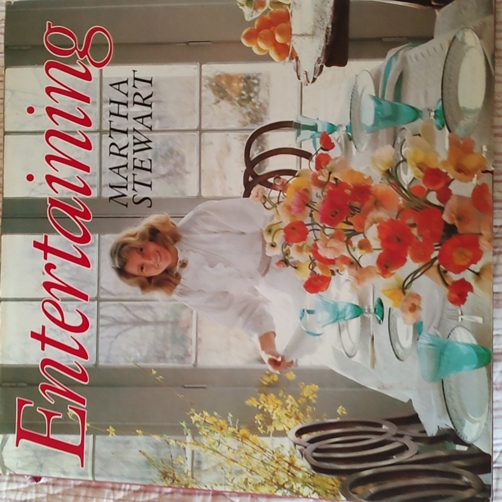 Vintage 1982 Martha Stewart "Entertaining" Hardcover Cookbook (First Edition) a